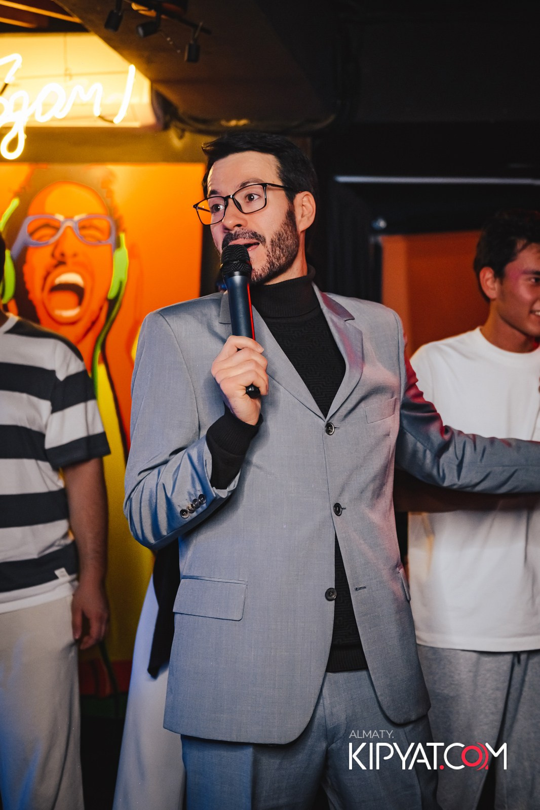 ГРИЛЬ БАР ШАШЛЫКOFF. КИПЯТКОМ АЛМАТЫ!