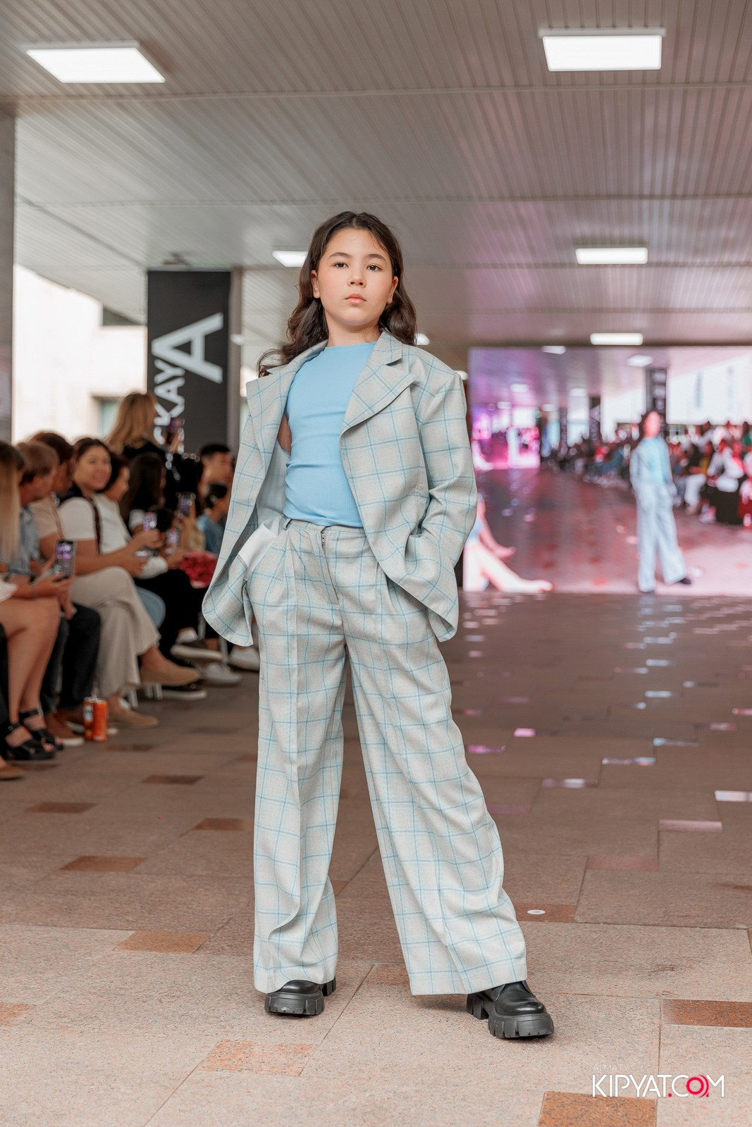 JUNIOR FASHION SHOW. КИПЯТКОМ АЛМАТЫ!