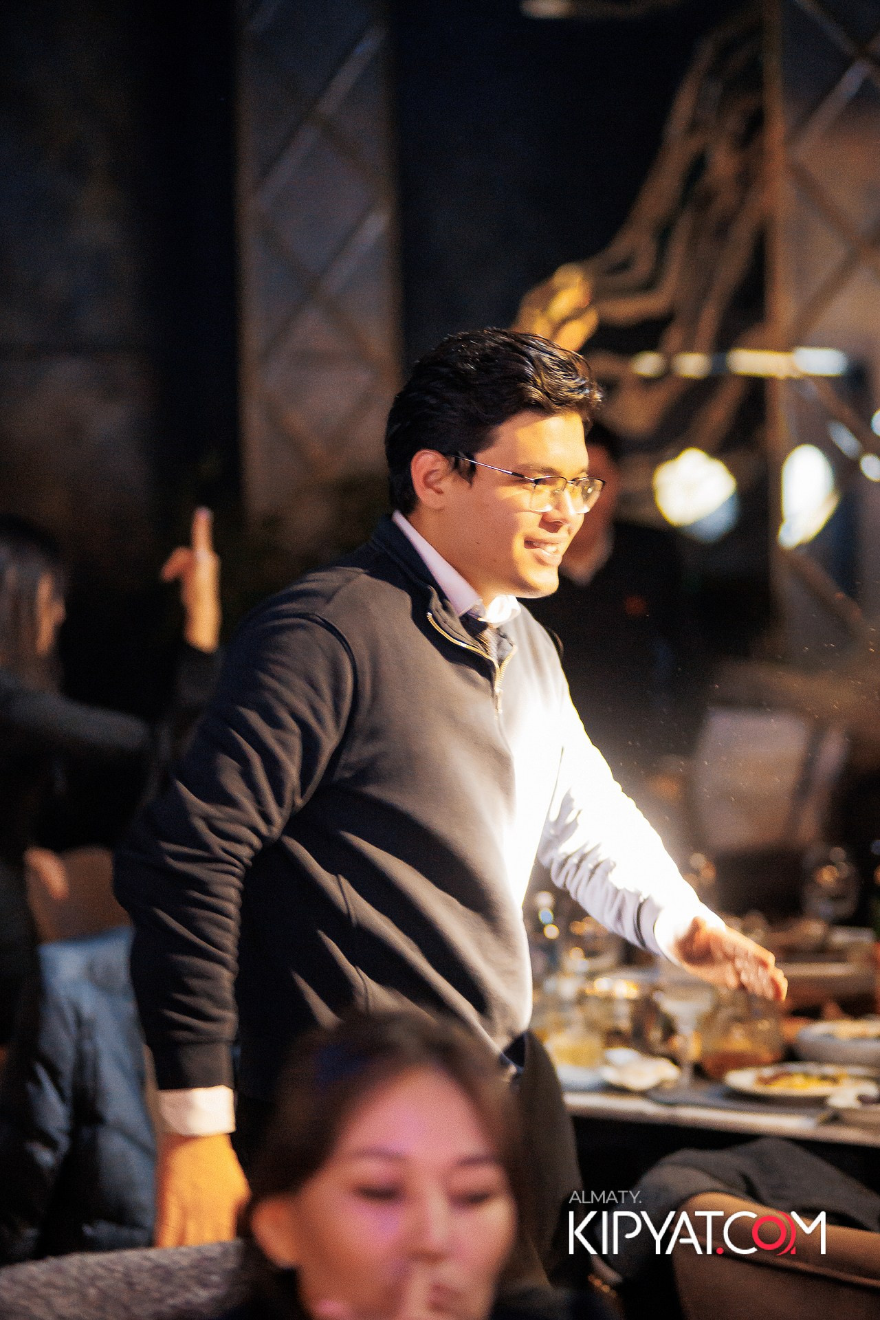 MOOD KARAOKE & TERRACE. КИПЯТКОМ АЛМАТЫ!