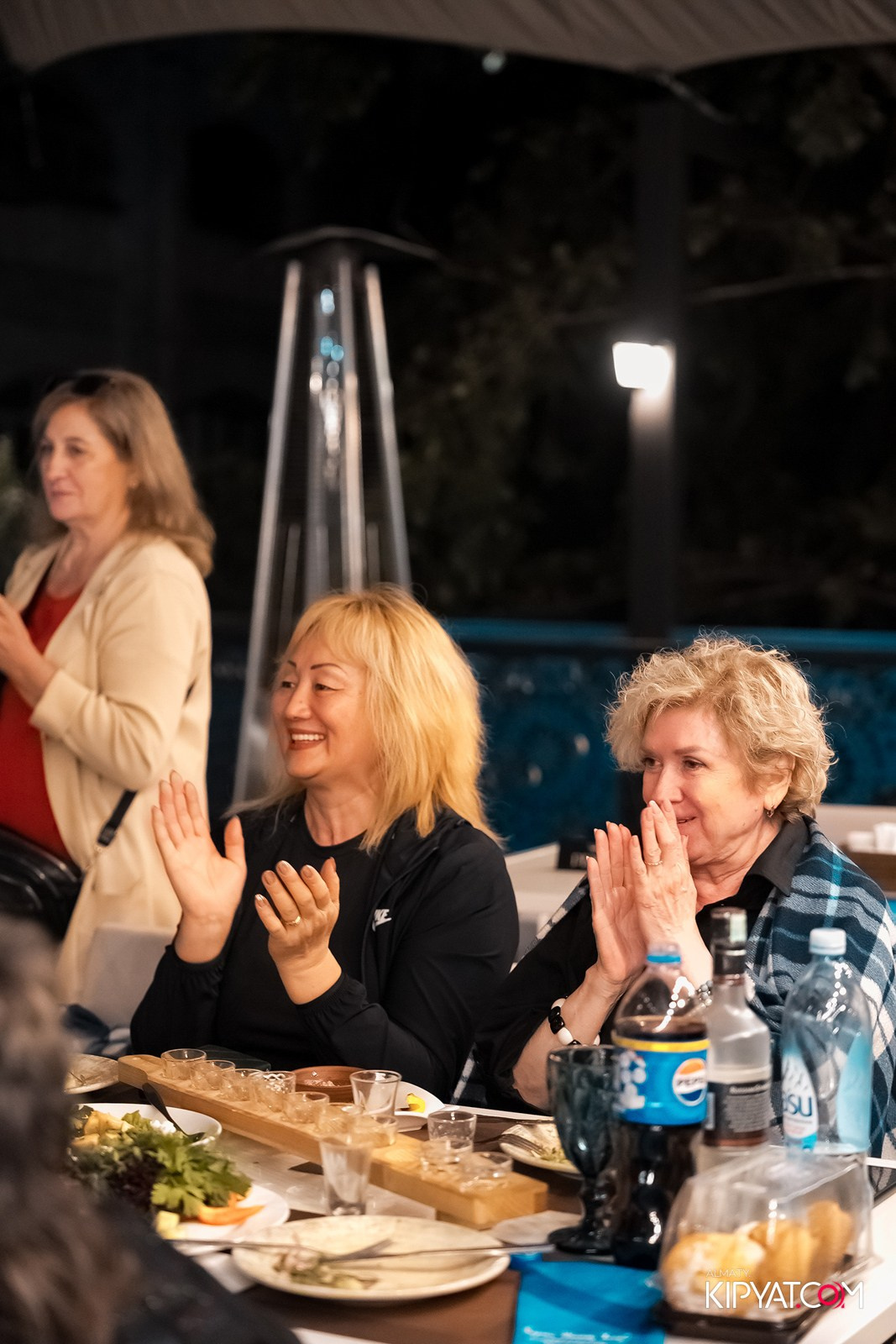 ОТКРЫТИЕ ЛЕТНЕЙ ТЕРАССЫ В РЕСТОРАНЕ ЛАРИСС ИВАННУ ХАЧУ. КИПЯТКОМ АЛМАТЫ!