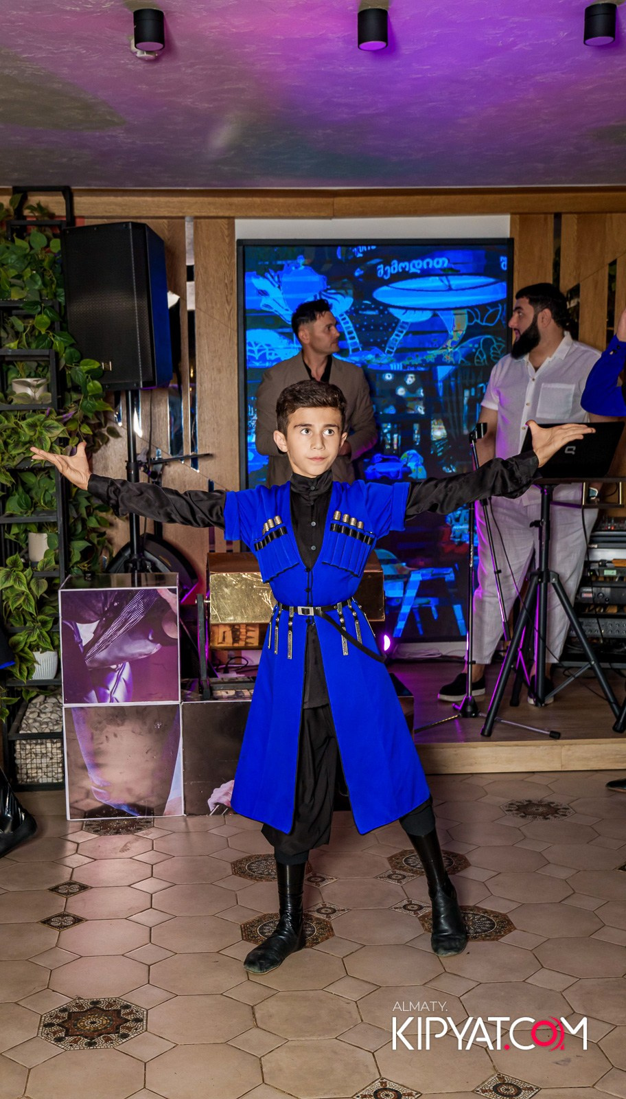 MODI RESTORANCHIK. КИПЯТКОМ АЛМАТЫ!