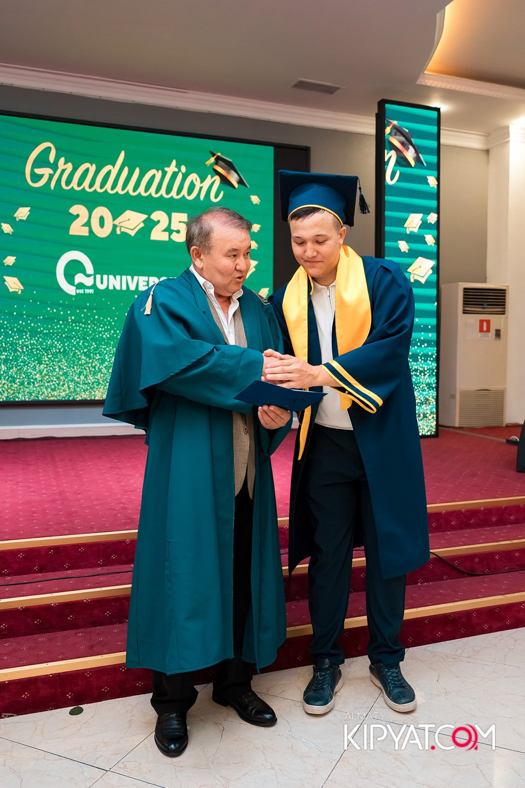 GRADUATION 2025 Q UNIVERSITY. КИПЯТКОМ АЛМАТЫ!