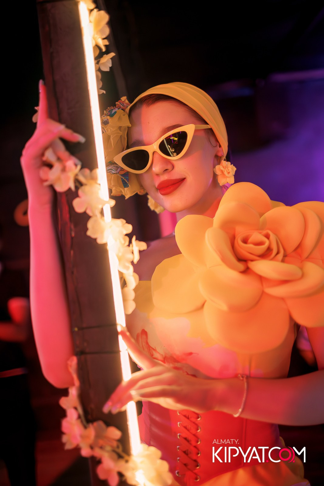 SKY BAR. КИПЯТКОМ АЛМАТЫ!