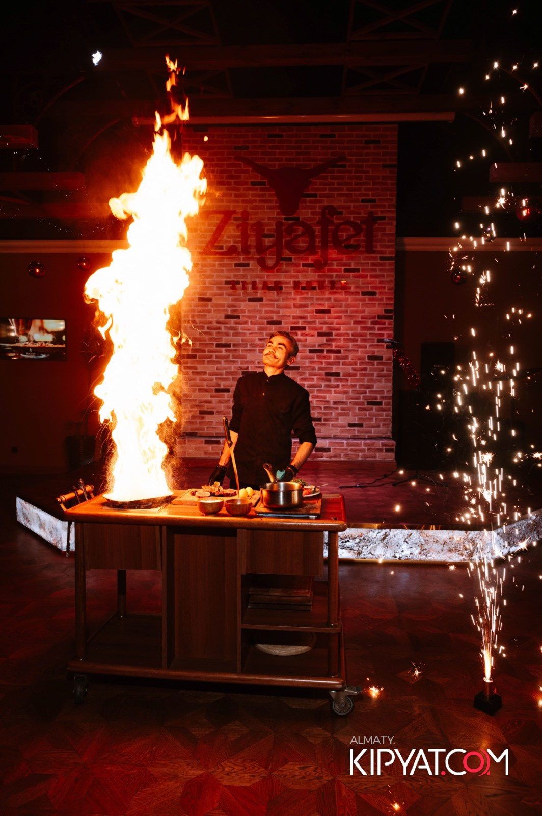 ZIYAFET STEAK HOUSE. КИПЯТКОМ АЛМАТЫ!