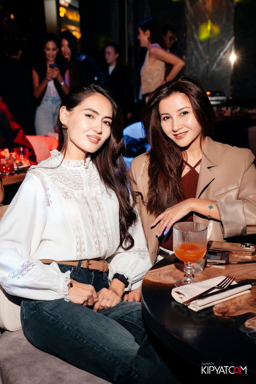 KARAOKE BATTLE В MOOD KARAOKE & TERRACE. КИПЯТКОМ АЛМАТЫ!