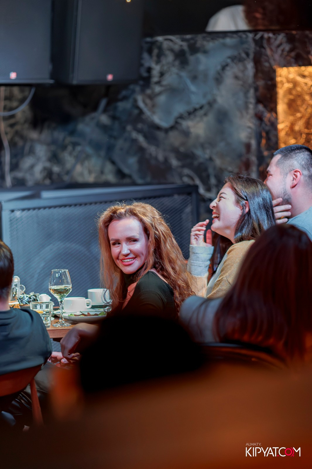 STAND UP КОНЦЕРТ АЛЕКСАНДРА МЕРКУЛЬ. КИПЯТКОМ АЛМАТЫ! Фотосъемка мероприятий в Алматы