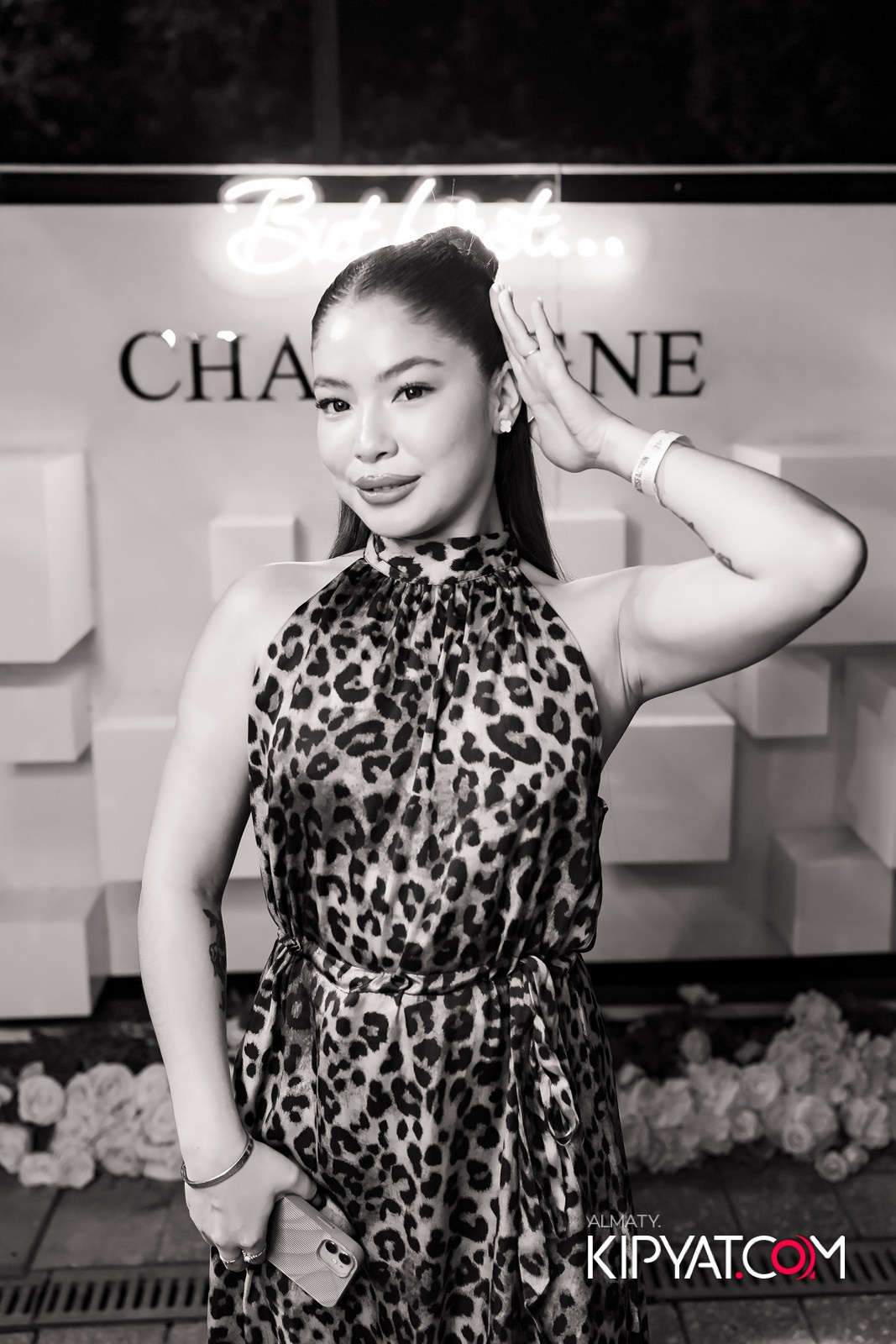 ЗАЯ, НА БИС. КИПЯТКОМ АЛМАТЫ!