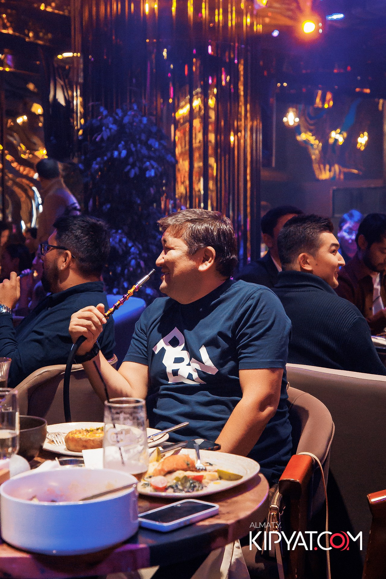 MOOD KARAOKE & TERRACE. КИПЯТКОМ АЛМАТЫ!