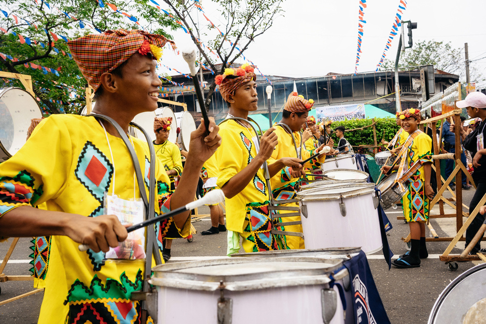 Фоторепортаж фестиваля Синулог на Филиппинских островах. Андрей Бортников. Рекламный фотограф в Грузии