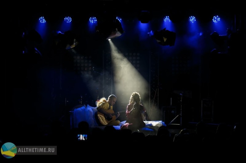 IOWA. Магия музыки в кадре: Концертная Фотография