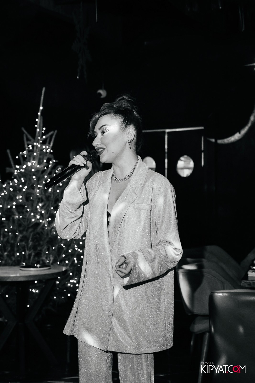 MOOD KARAOKE & TERRACE. КИПЯТКОМ АЛМАТЫ!