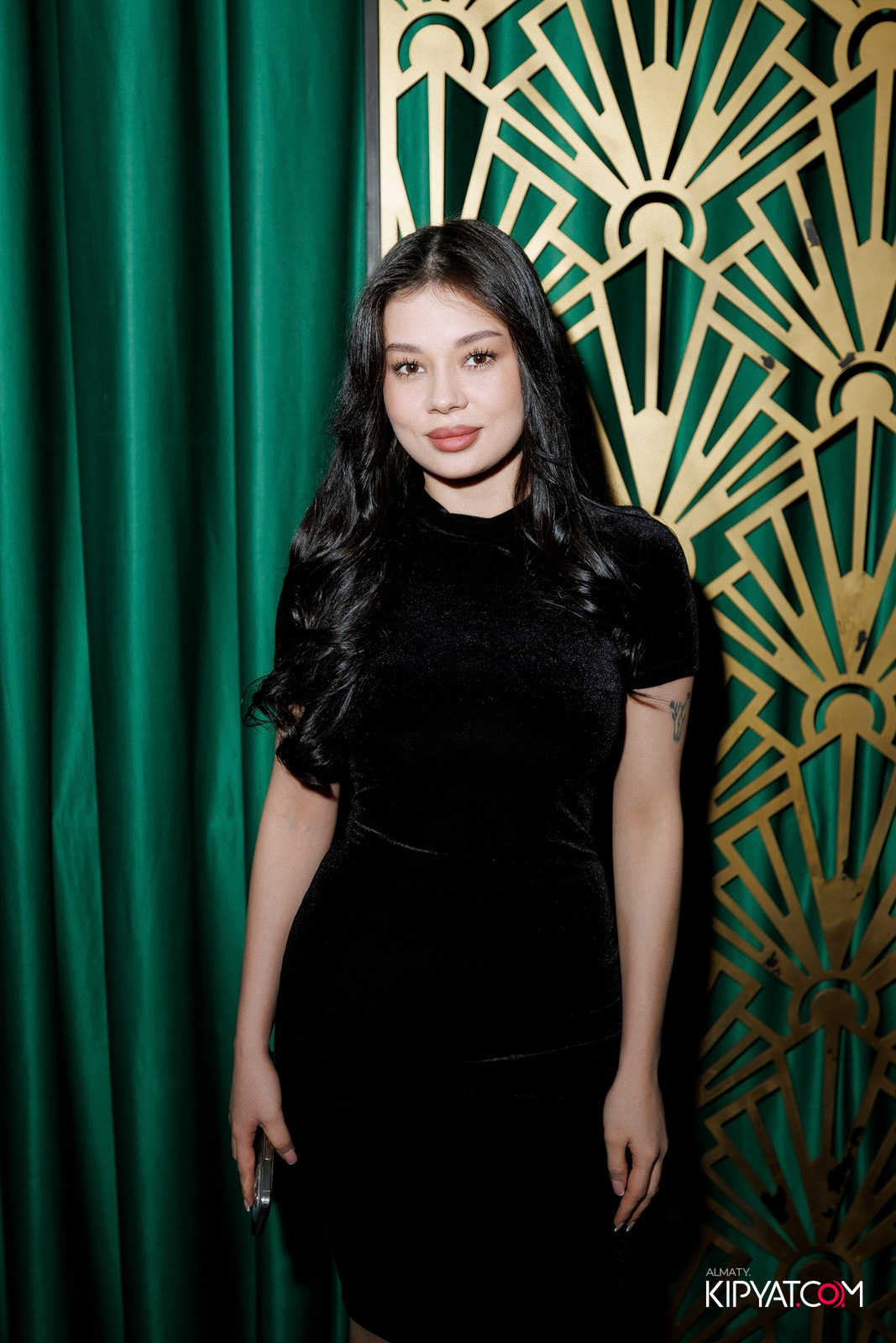 OLOVO BAR НА САТПАЕВА. КИПЯТКОМ АЛМАТЫ! Фотосъемка мероприятий в Алматы