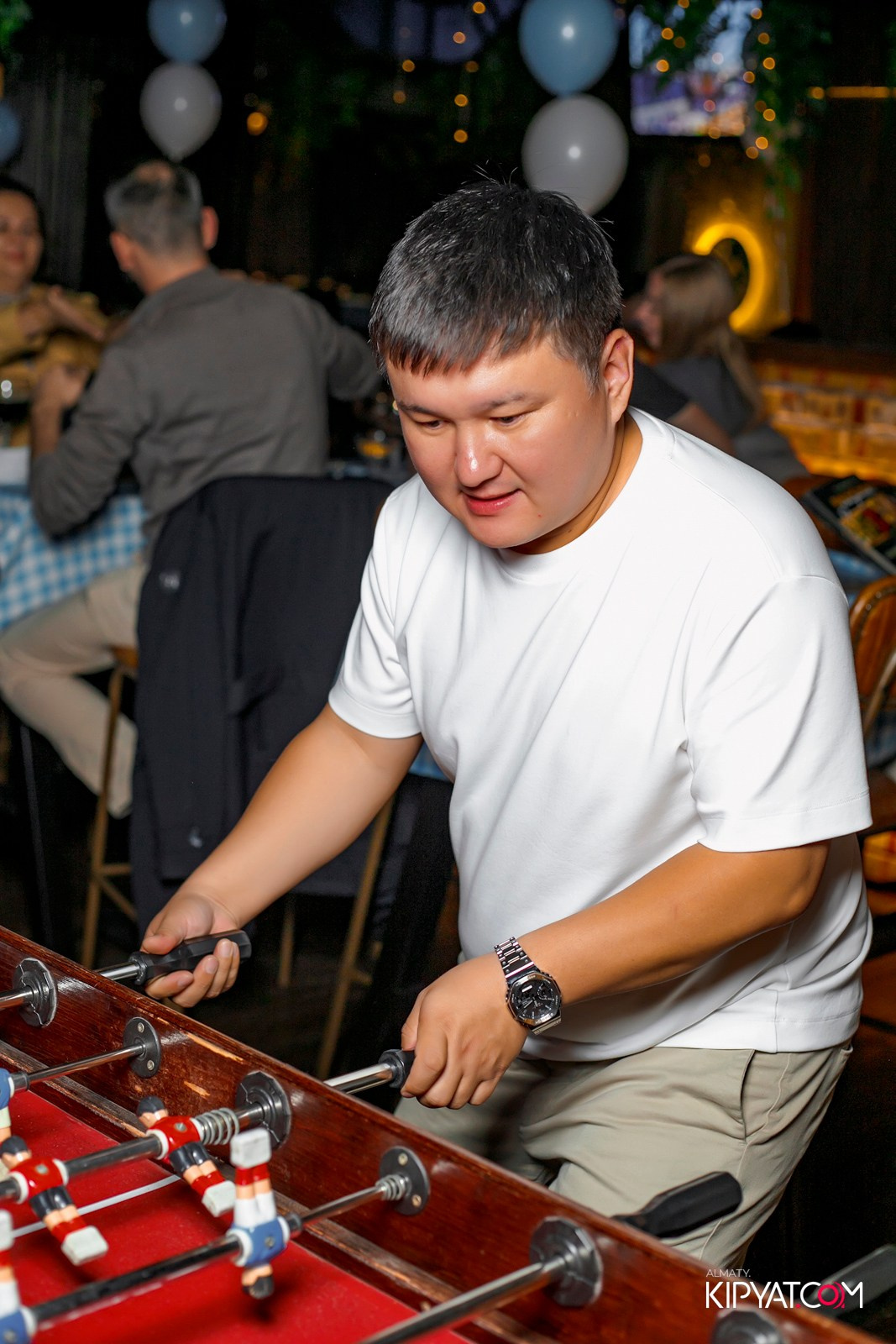 MUNCHEN PUB. КИПЯТКОМ АЛМАТЫ!