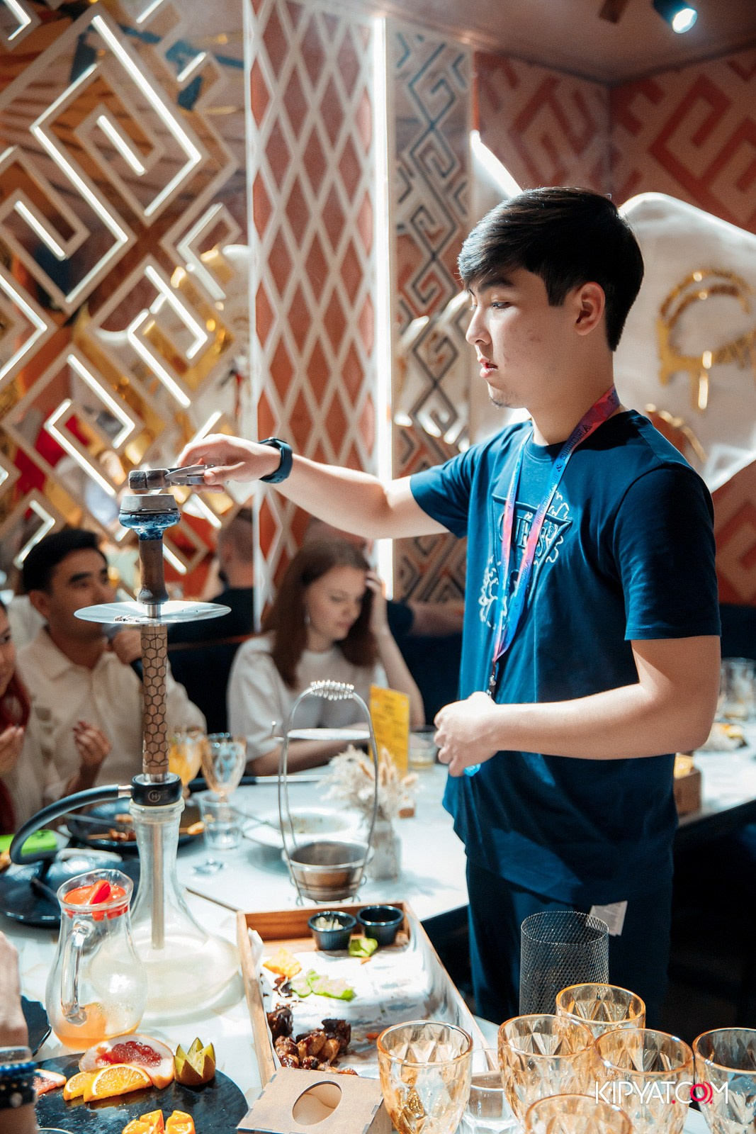 УХО И МЕДВЕДЬ НА ГАГАРИНА. КИПЯТКОМ АЛМАТЫ!