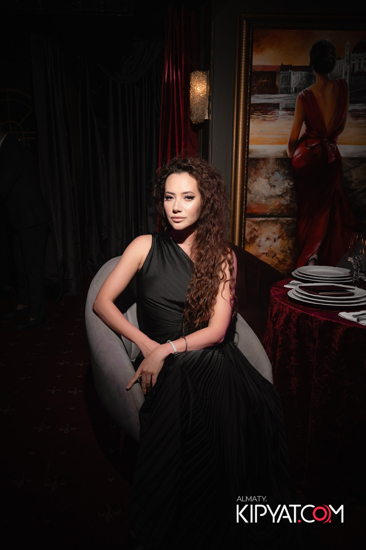 THE THEATER. КИПЯТКОМ АЛМАТЫ!