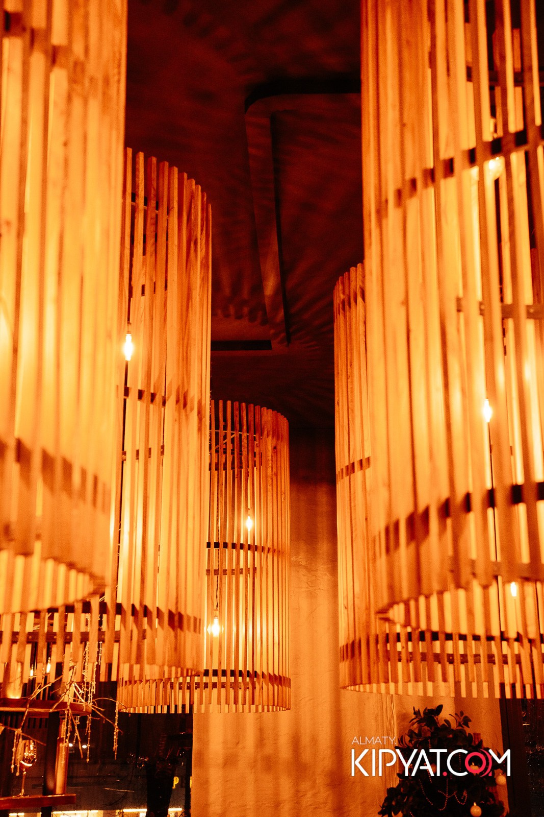 ДЕНЬ РОЖДЕНИЯ РЕСТОРАНА MÖTE. КИПЯТКОМ АЛМАТЫ! Фотосъемка мероприятий в Алматы