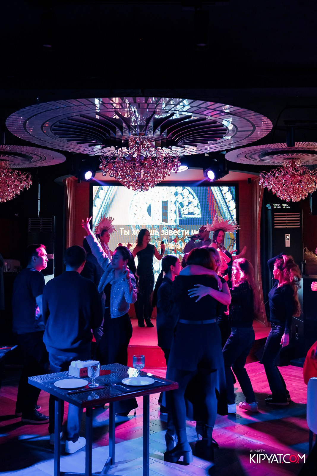 ЗАЯ, НА БИС. КИПЯТКОМ АЛМАТЫ!