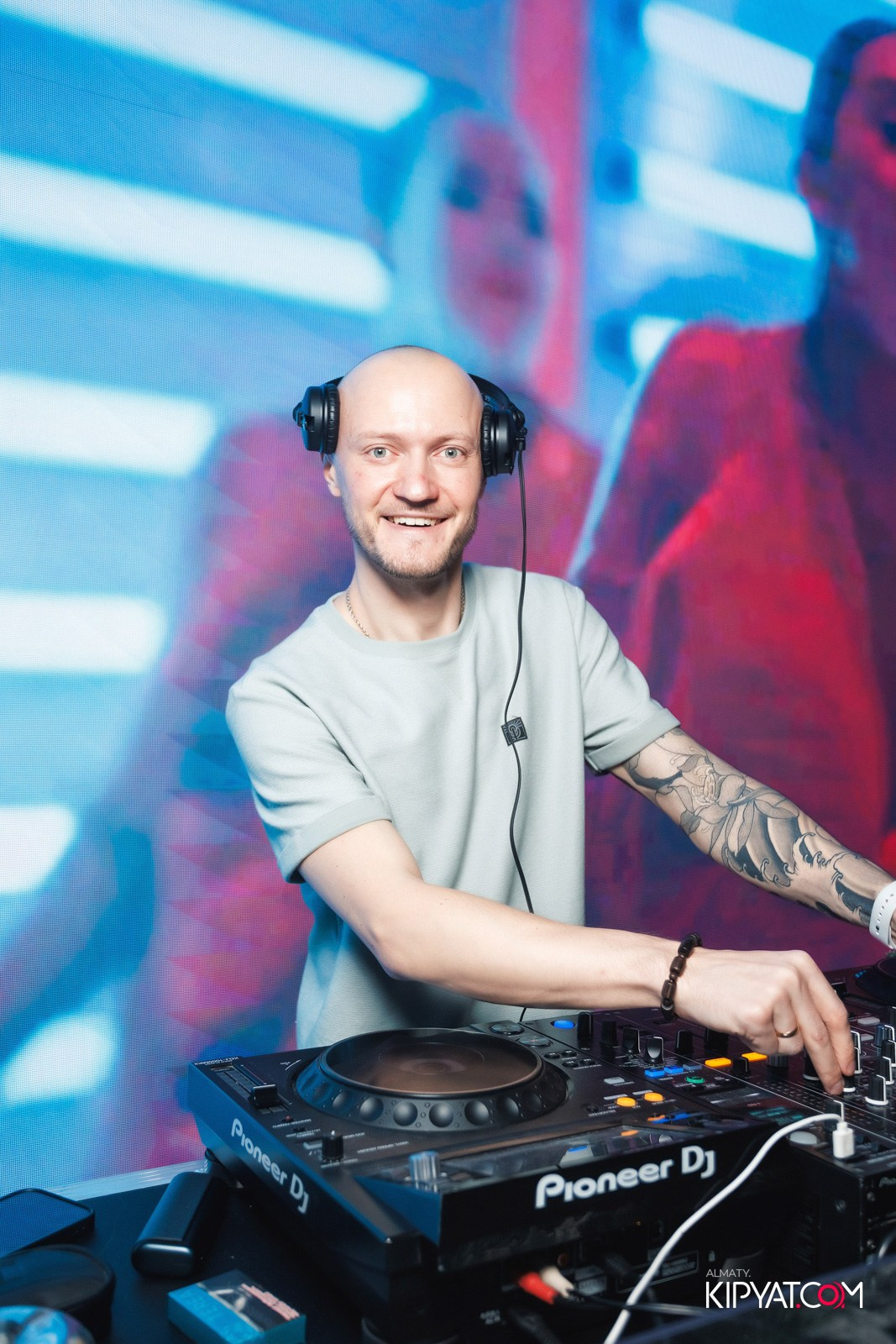 BLA BLA BAR. КИПЯТКОМ АЛМАТЫ!