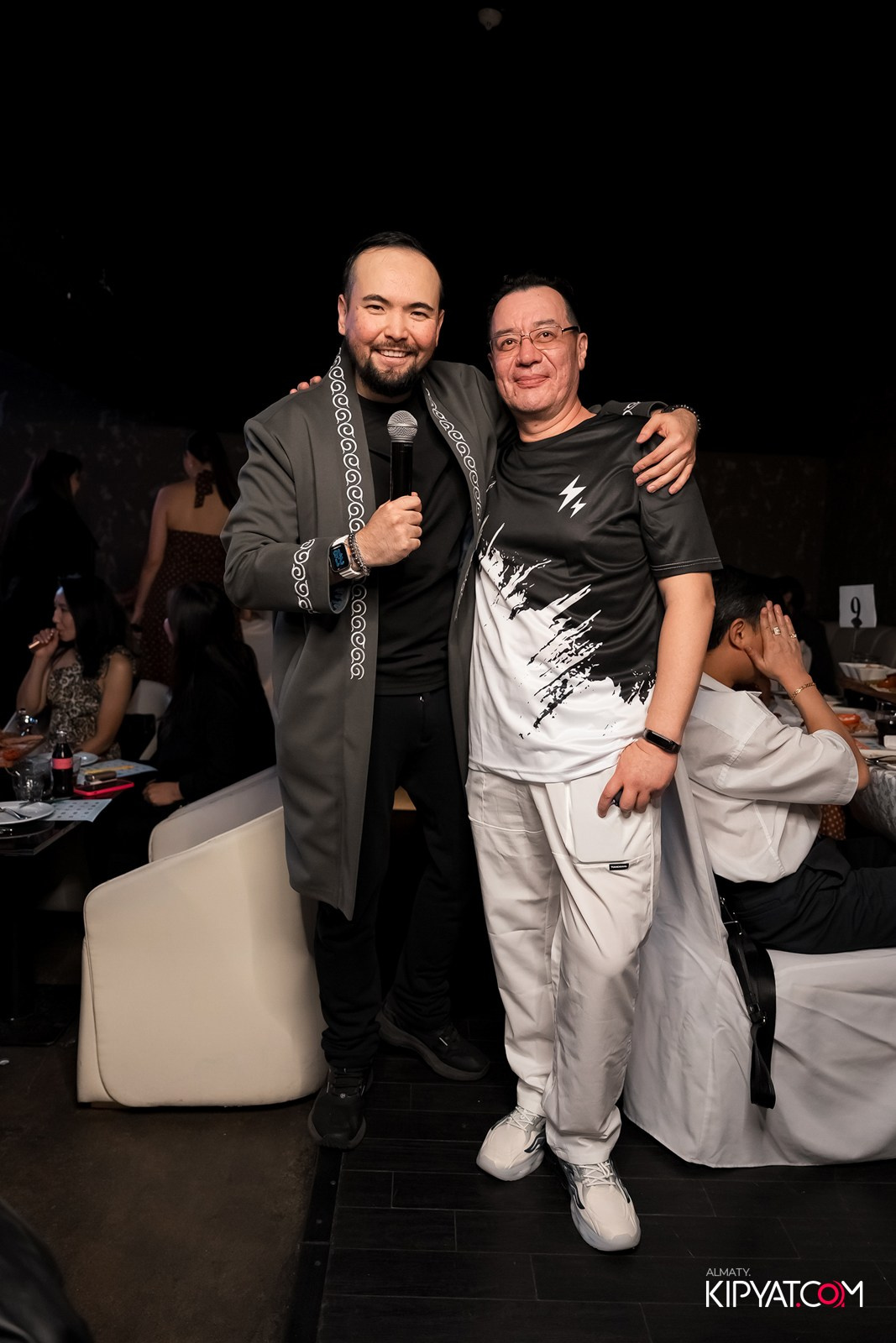 МУЗЫКАЛЬНОЕ ЛОТО В HIT RETRO. КИПЯТКОМ АЛМАТЫ!