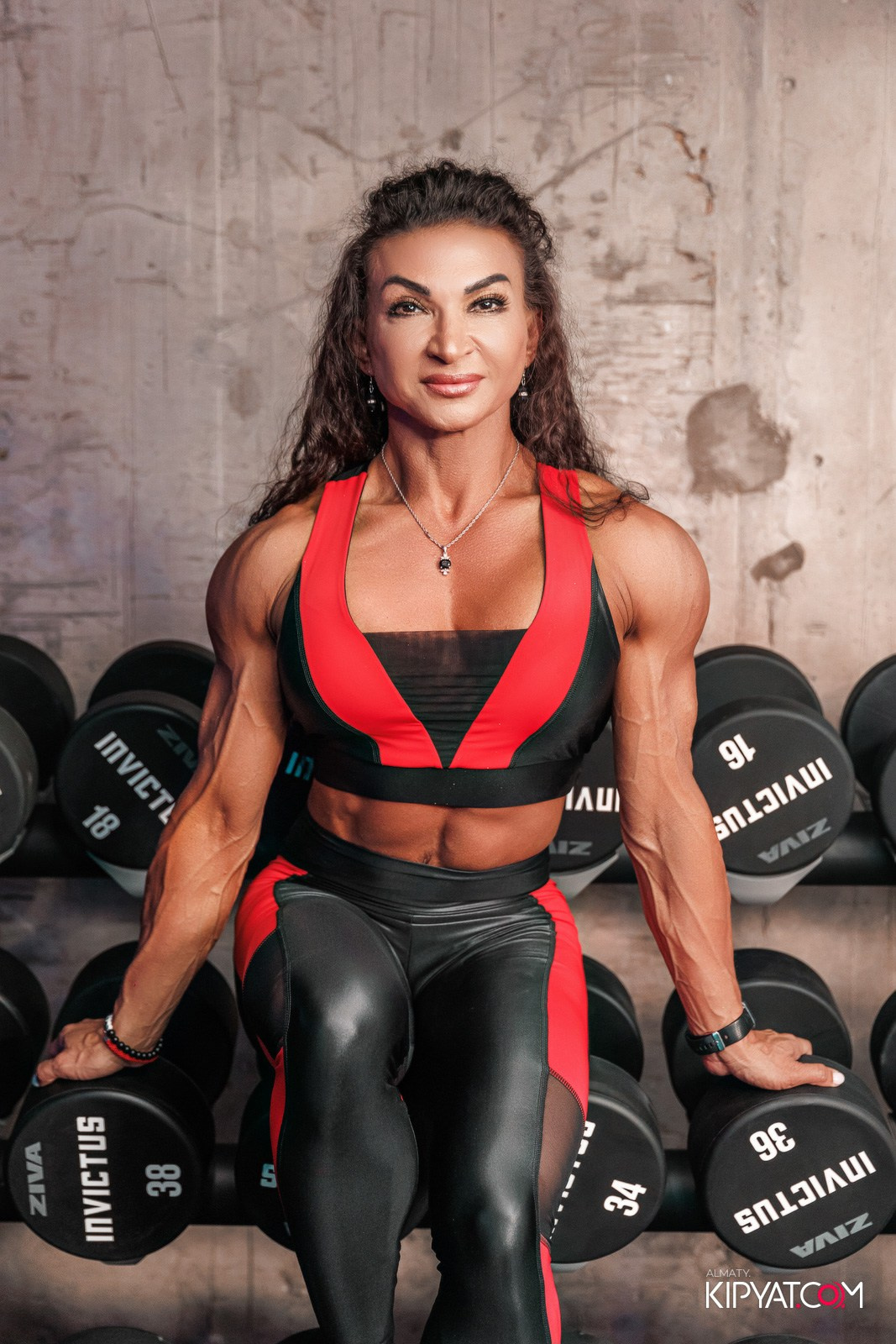 СБОРЫ ФИТНЕС-БИКИНИ В INVICTUS GO ABAY. КИПЯТКОМ АЛМАТЫ!