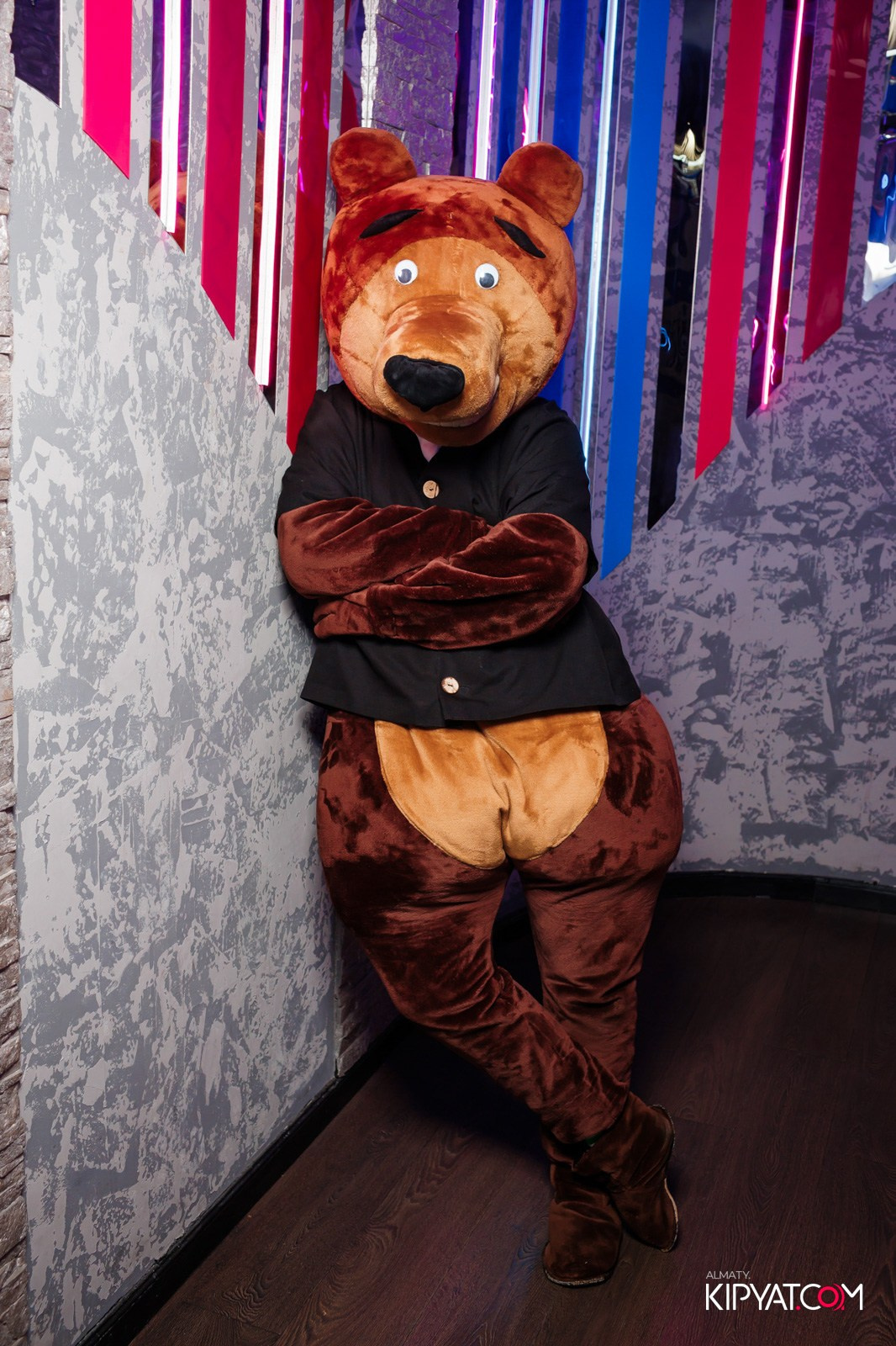 УХО И МЕДВЕДЬ НА ГАГАРИНА. КИПЯТКОМ АЛМАТЫ!