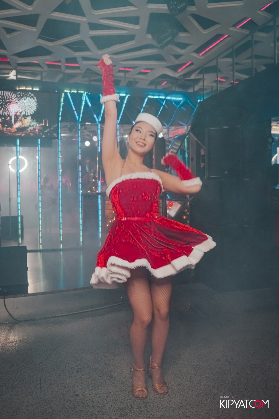 КАРАОКЕ МИКРОФОН. КИПЯТКОМ АЛМАТЫ!