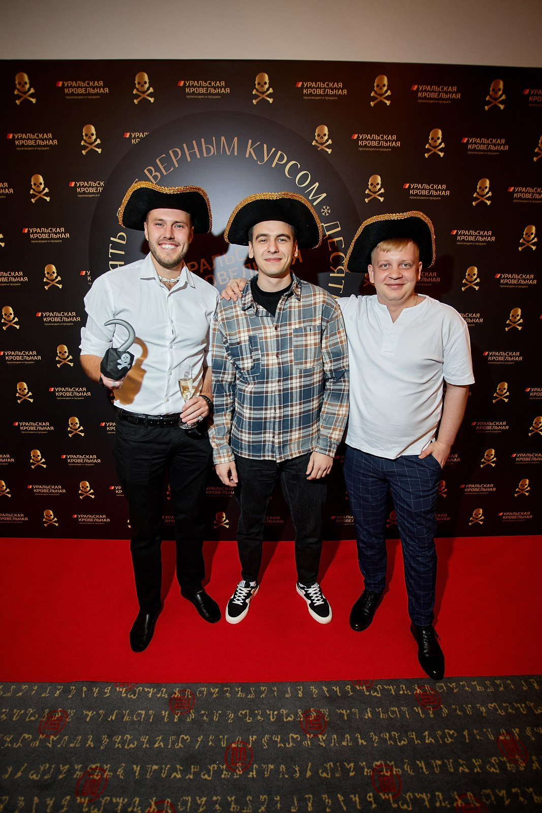 Уральская Кровельная Компания. Свадебный фотограф Челябинск, Екатеринбург, Курган — Виктор Слуднов