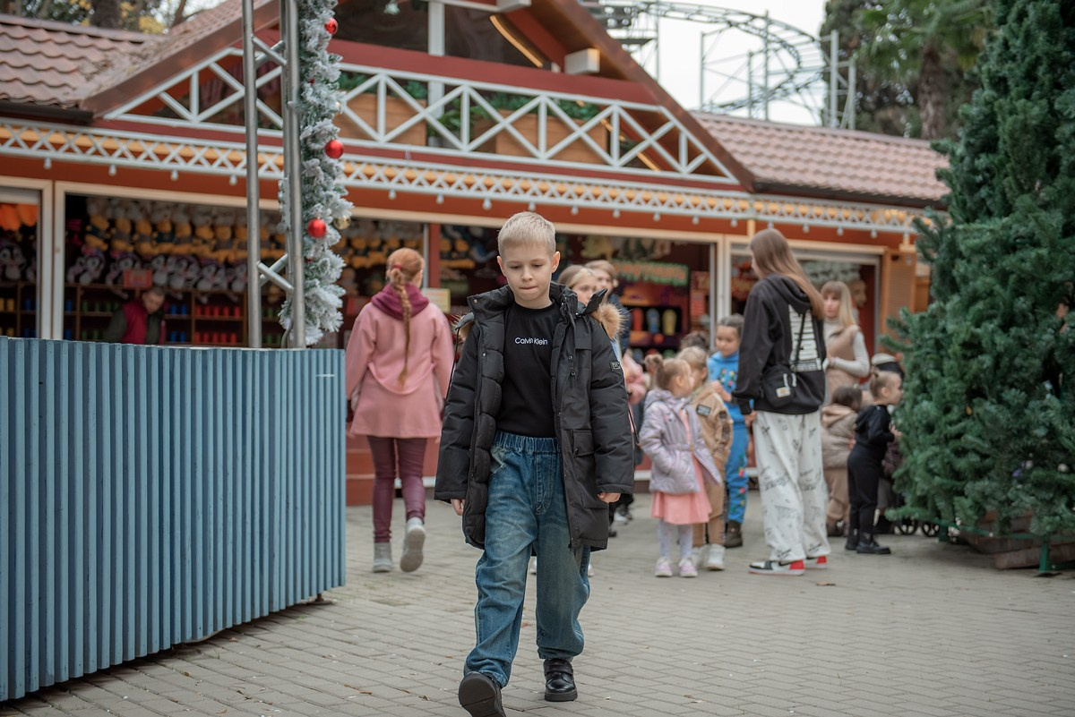 Парк Ривьера дефиле HAPPYkids. Семейный и коммерческий фотограф в Сочи Александр Бодунов