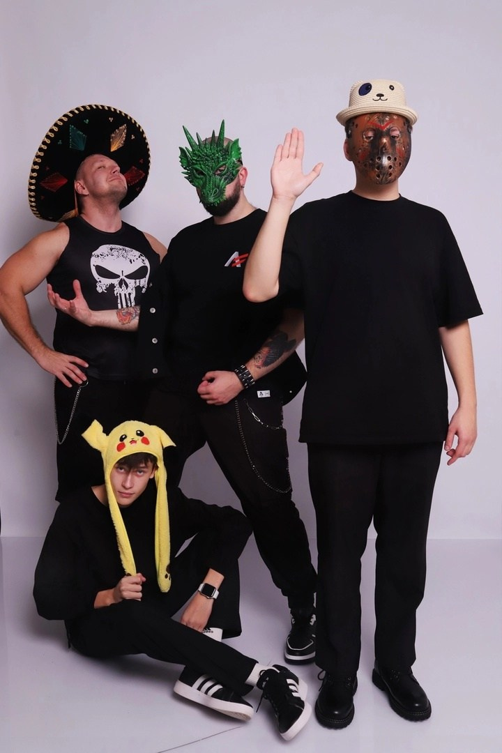 Реальные фотографии наших гостей. Фотостудия самообслуживания. Студия без фотографа в Твери