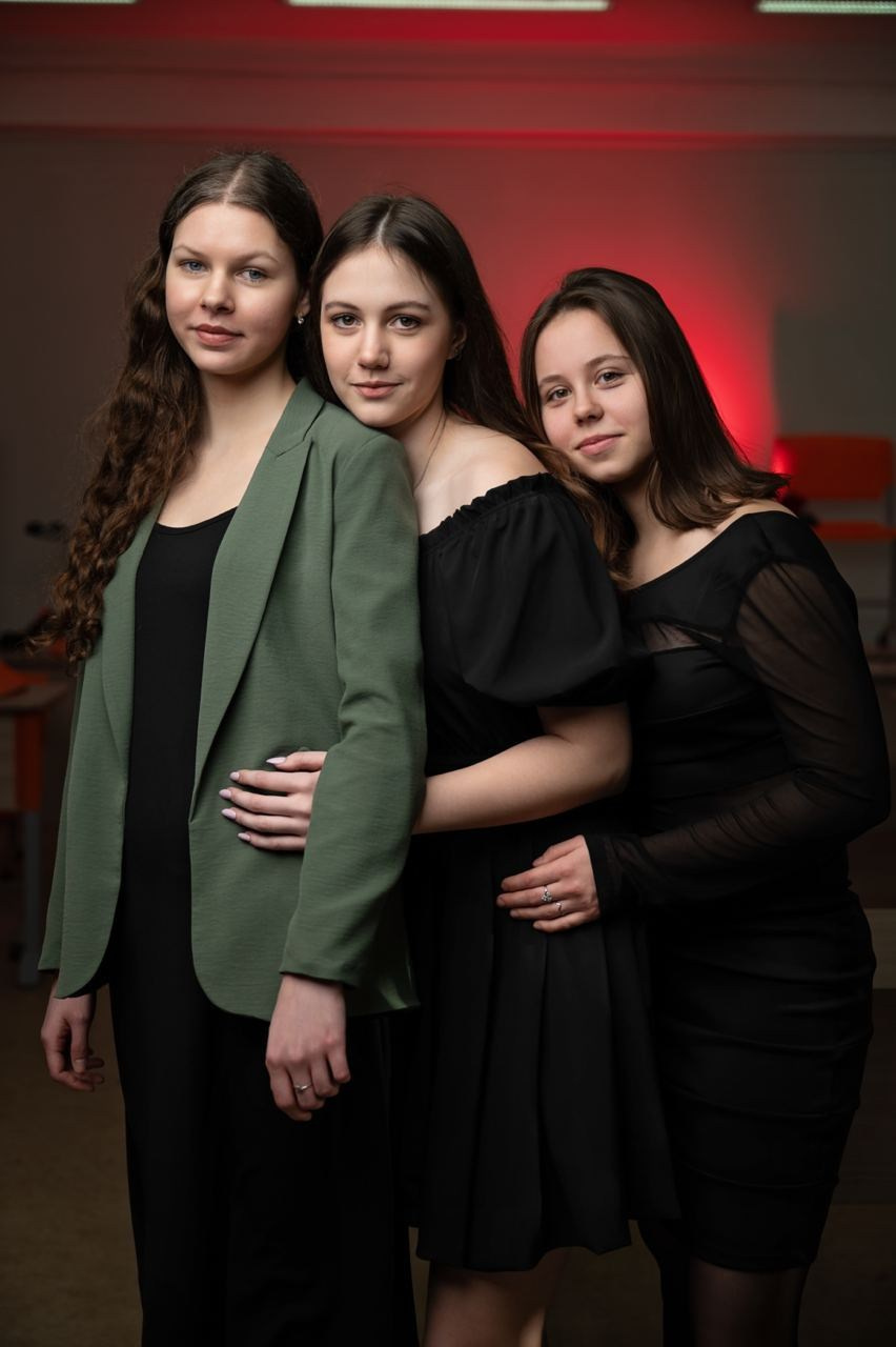 Выпускной альбом для 9-11 классов в СПб и ЛО. Выпускные альбомы для школы и детского сада в СПб и ЛО