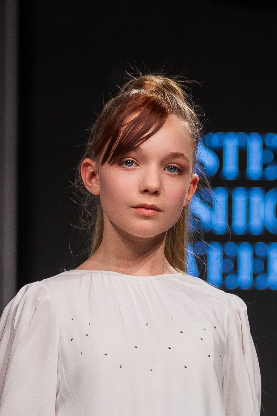 Estet Fashion Week. Photomantis