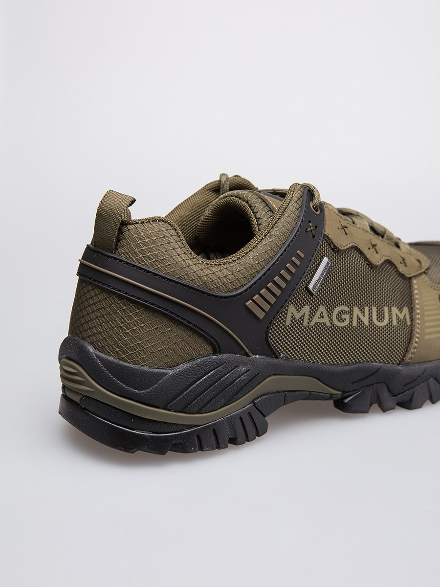 Профессиональная предметная фотосъемка обуви в Москве и Московской области. Фотостудия в Москве LUXARTPHOTO