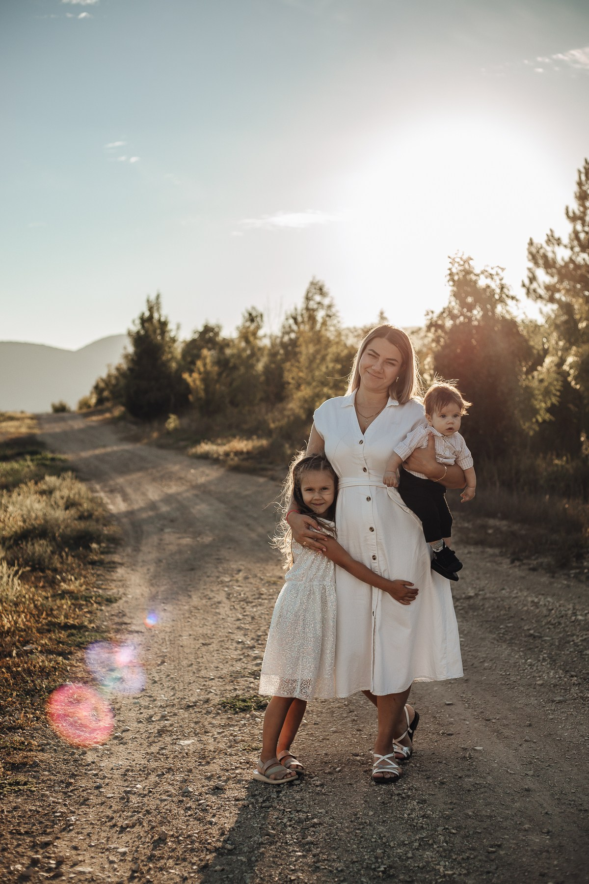 Сергей, Надя, Ульяна и Захарчик — домик виноградаря. Семейный фотограф Новороссийск, Анапа, Геленджик — Юлия Давыдова