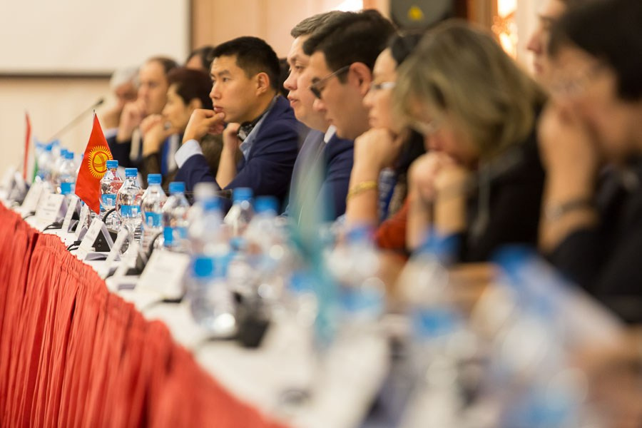 Конференции, семинары, корпоративные мероприятия. Фотостудия Алматы. Фотосъемка Алматы. Фотосессия Алматы. Фотокурсы. Обучение фотографии. Аренда студии