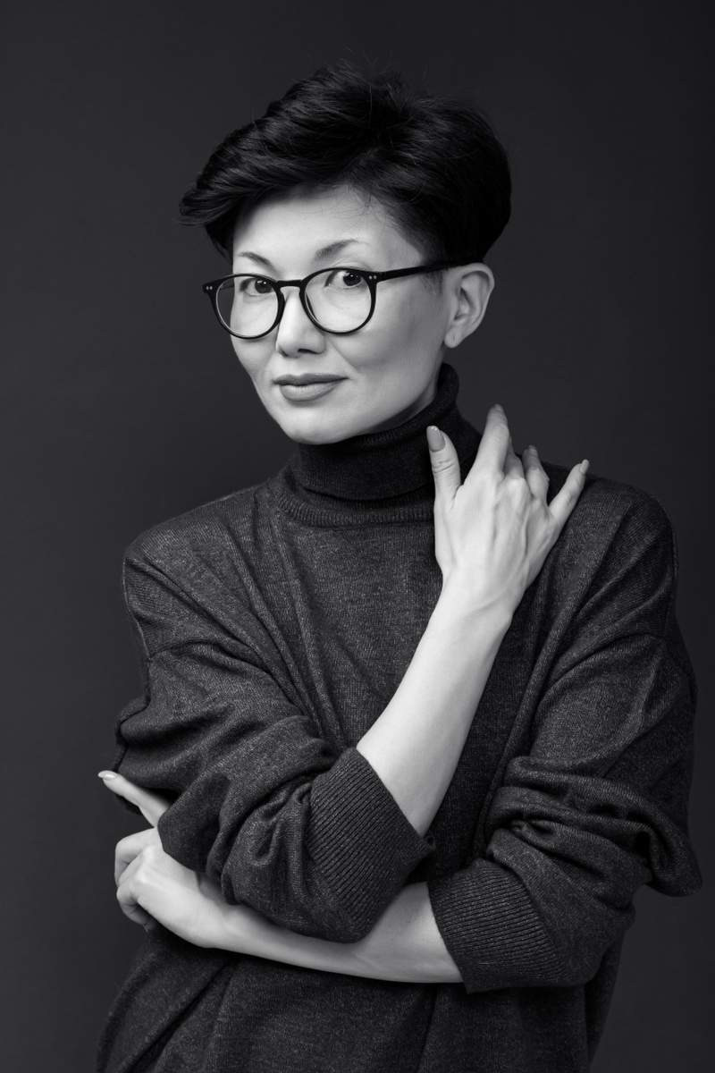 Бизнес портрет. BWstudio — фотостудия черно-белой фотографии Алматы. Фотограф Алматы. Фотостудия Алматы