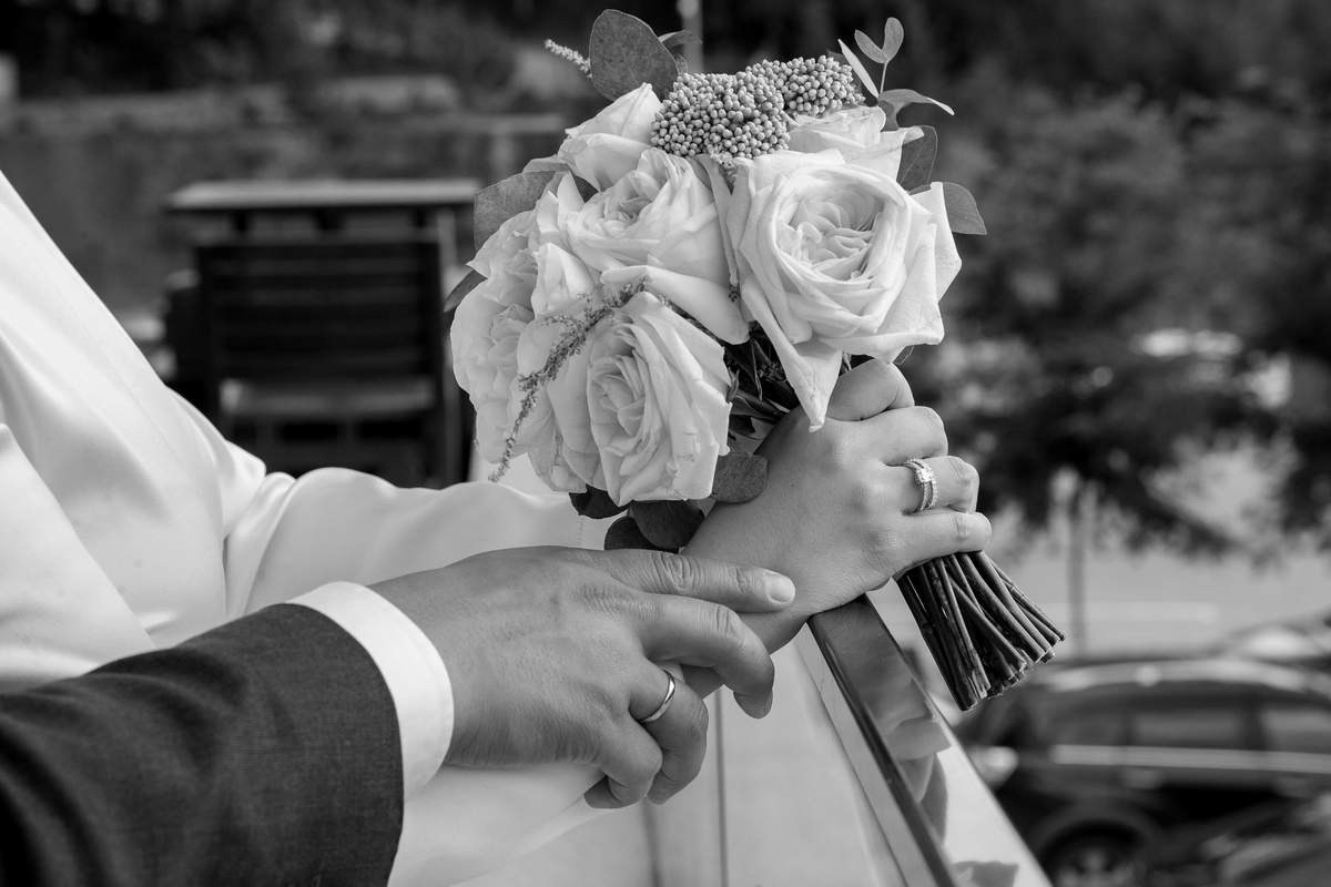 Парная, Love story, Свадебная. BWstudio — фотостудия черно-белой фотографии Алматы. Фотограф Алматы. Фотостудия Алматы