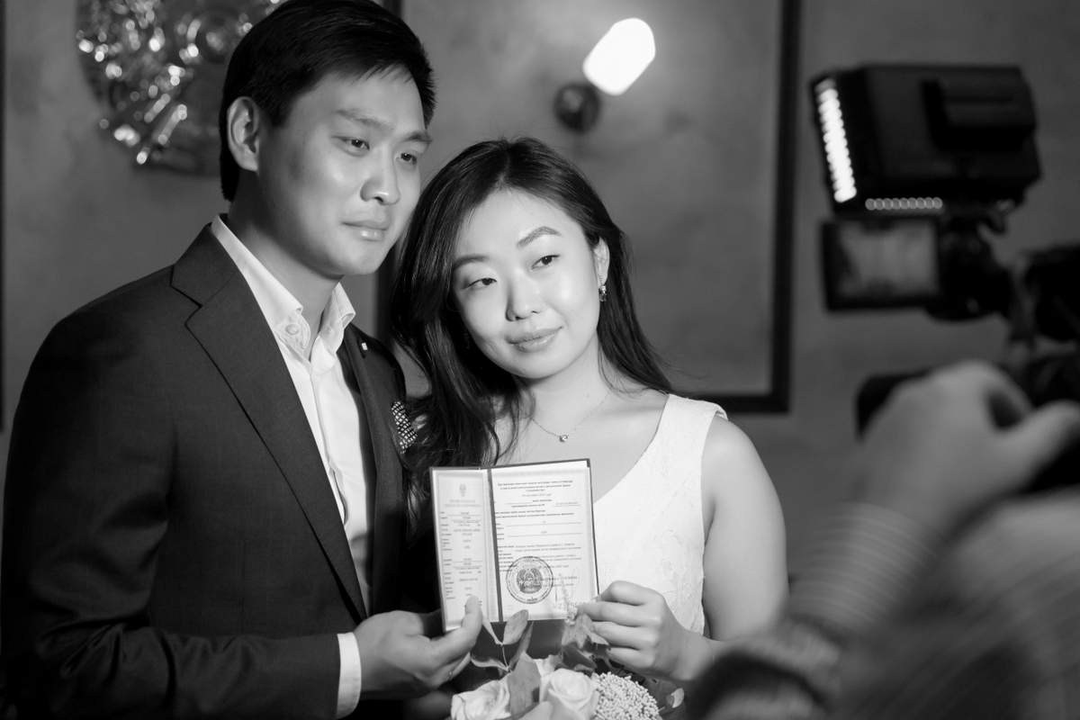 Парная, Love story, Свадебная. BWstudio — фотостудия черно-белой фотографии Алматы. Фотограф Алматы. Фотостудия Алматы