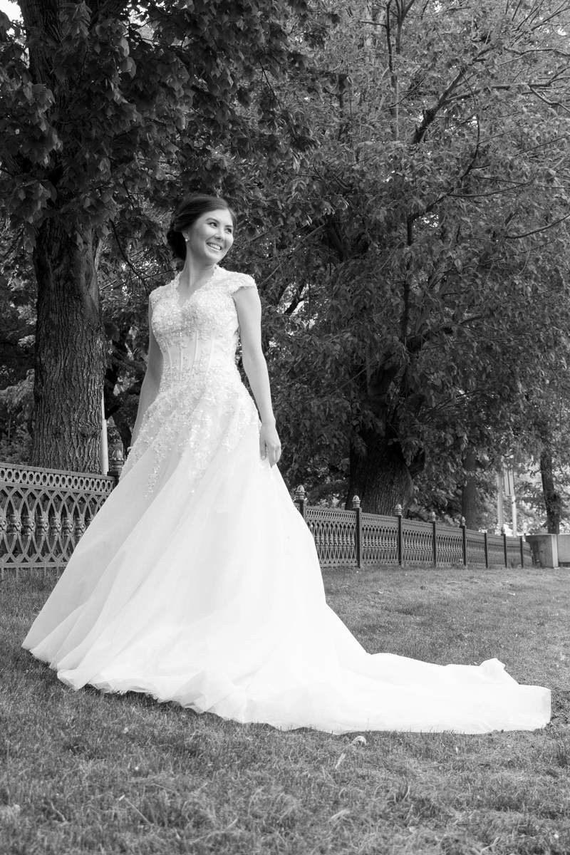 Парная, Love story, Свадебная. BWstudio — фотостудия черно-белой фотографии Алматы. Фотограф Алматы. Фотостудия Алматы