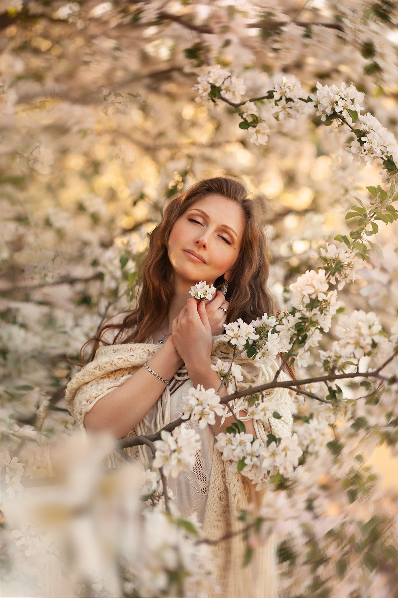 Цветение. Двойняшки-фотографы Анна и Анастасия в Санкт-Петербурге