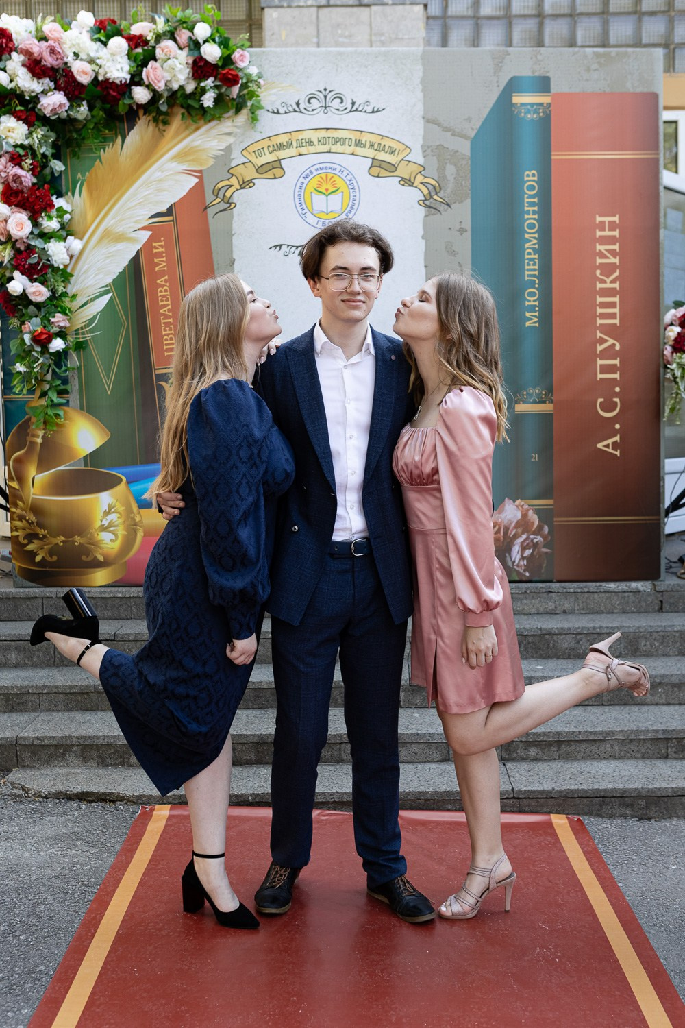 Фотосъёмка выпускного в школе. Свадебный фотограф, фотосъемка в Крыму, Севастополе, Симферополе, Ялте