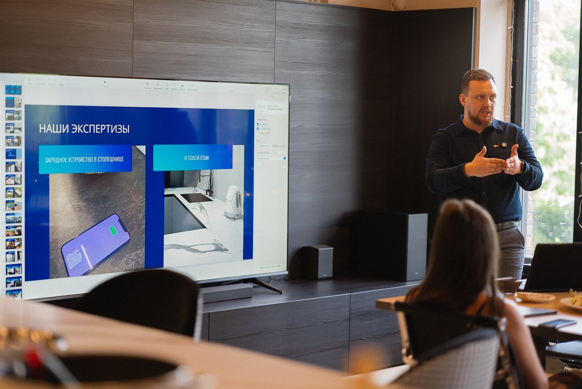 Презентация от Алексея Мурина: официального представителя брендов Slotex, Eterno, Greenlam, Duropal, Fundermax, Sensola и Abet Laminati. ВУД ТВОРЕЦ мебельная фабрика|ТВОРЕЦ студия мебели