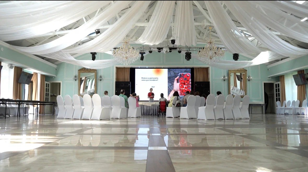 Творческие мастер-классы. ART.KARAS — студия кастомизации одежды и арт-мероприятий