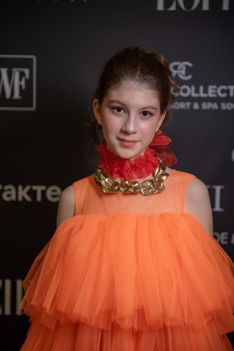 SochiFashionWeek2024 дизайнер Анохина Светлана. Семейный и коммерческий фотограф в Сочи Александр Бодунов