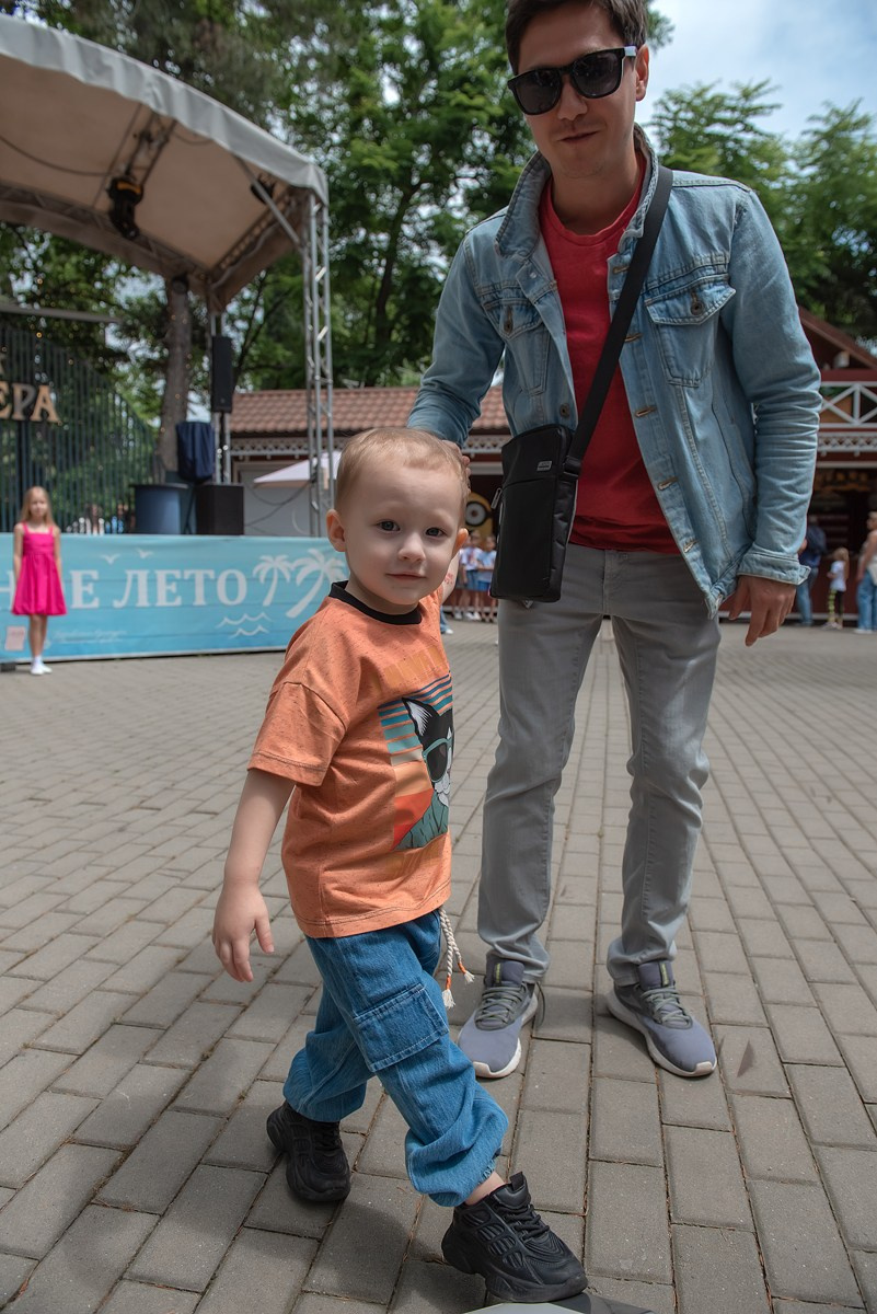 Парк Ривьера дефиле HAPPYkids. Семейный и коммерческий фотограф в Сочи Александр Бодунов