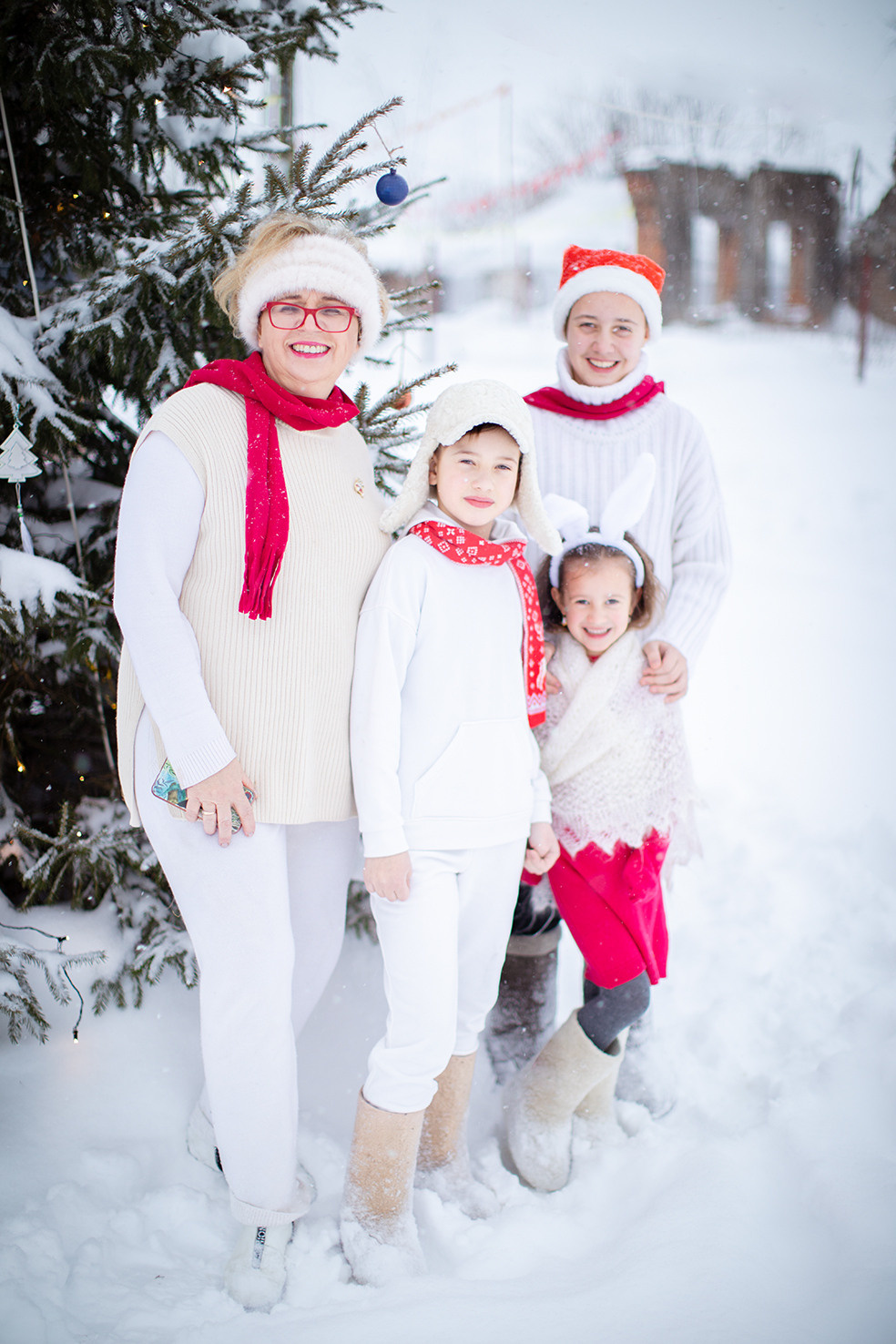 Новогодняя сессия в юрте с кроликом. Фотограф Наталья Штукина