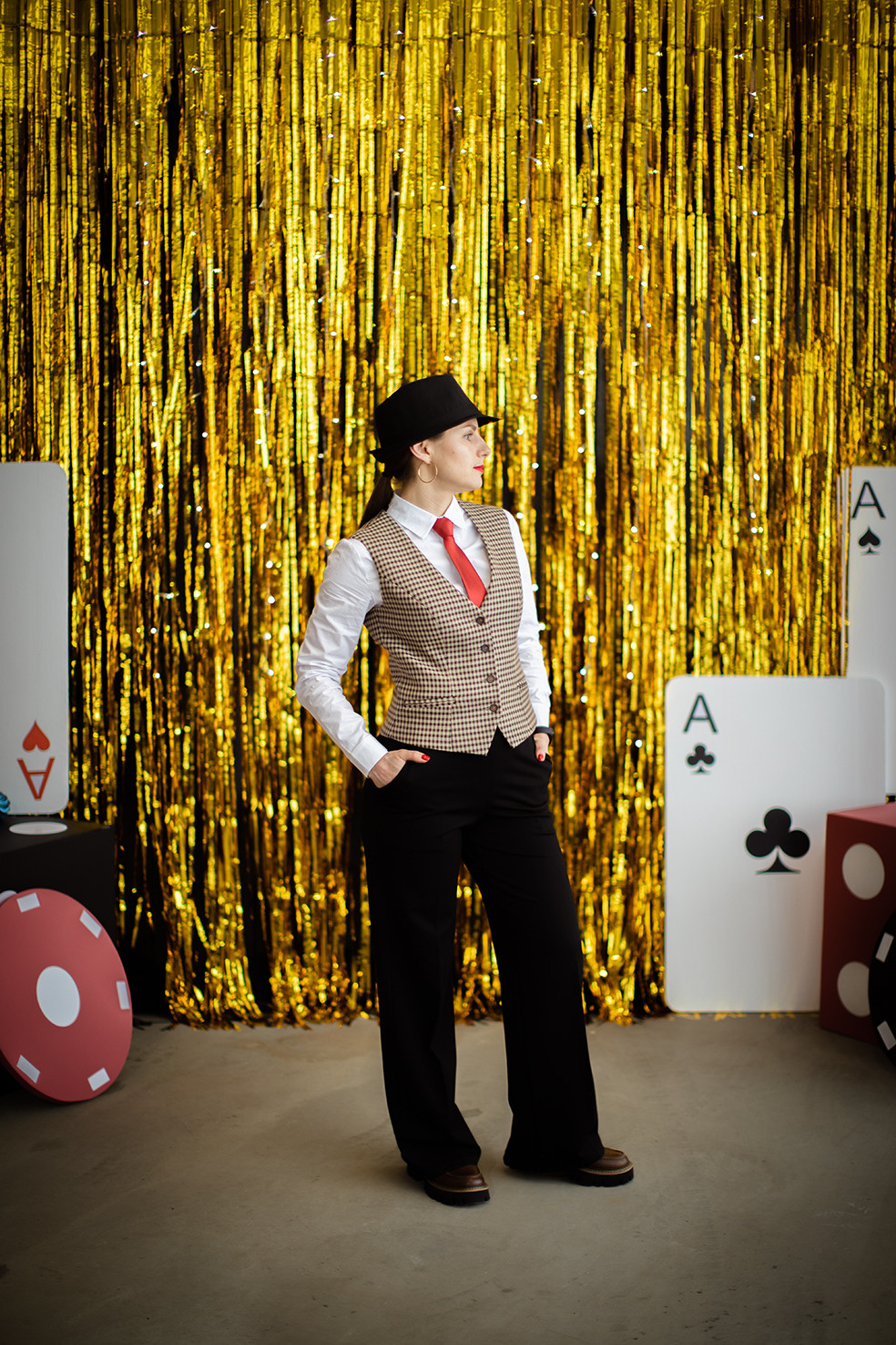 Корпоративная новогодняя фотосессия в стиле «Казино». Фотограф Наталья Штукина