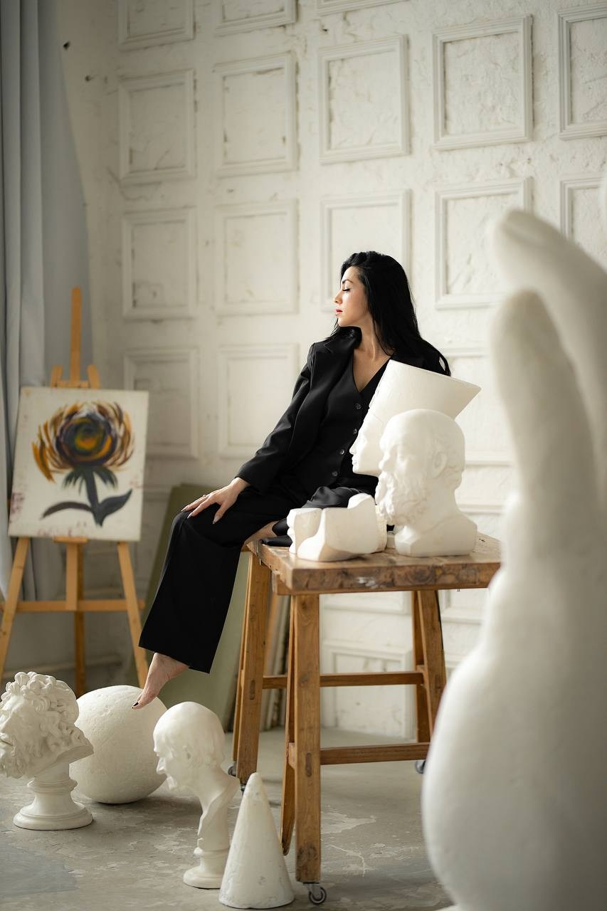 Женский портрет на циклораме и в студии. Фотограф Москва