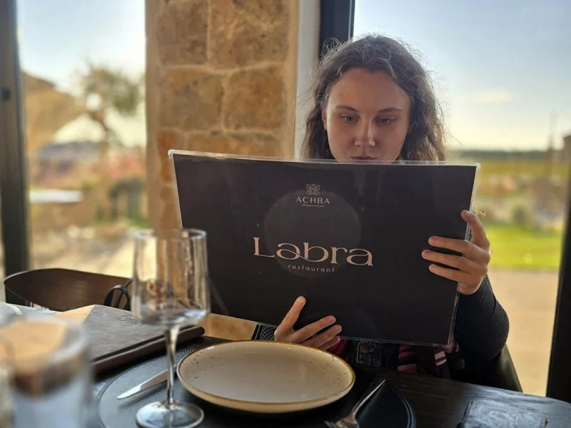 Лабра-термы и винодельня. Фотограф для маркетплейсов Михаил Бове