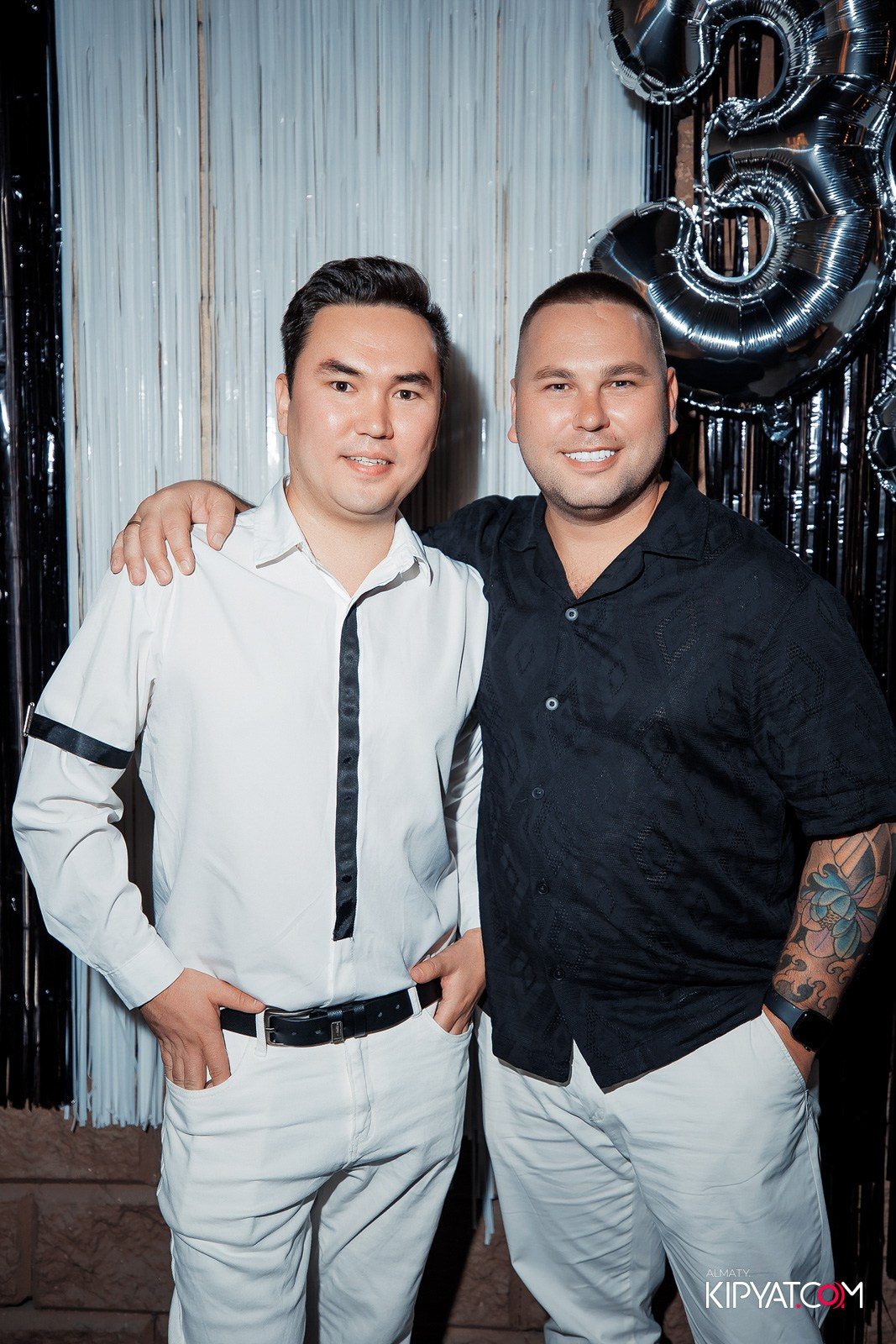 THE WALL STREET. КИПЯТКОМ АЛМАТЫ!