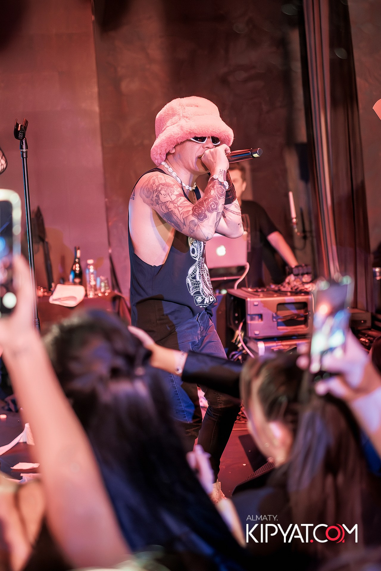 QUEST PISTOLS В РЕСТОРАНЕ NINO. КИПЯТКОМ АЛМАТЫ!